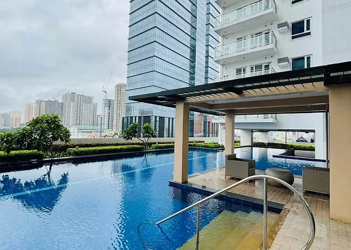 Metro Grand View Tower Apartamento *