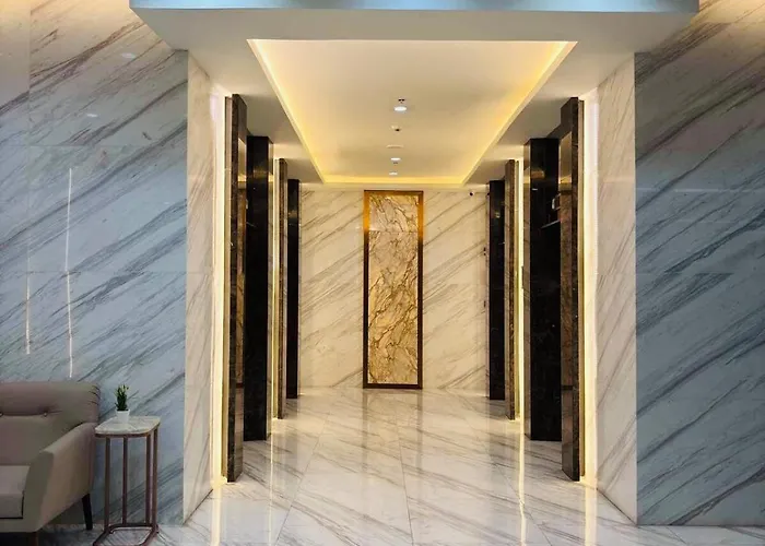 Apartamento Metro Grand View Tower